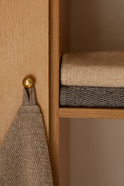 MERI handtowel 47x63cm 7/white-linen-black linen terry