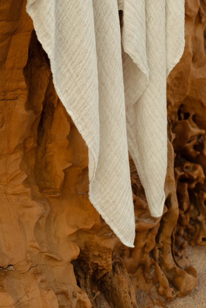 NYYTTI towel 95x180cm  68/white-olive