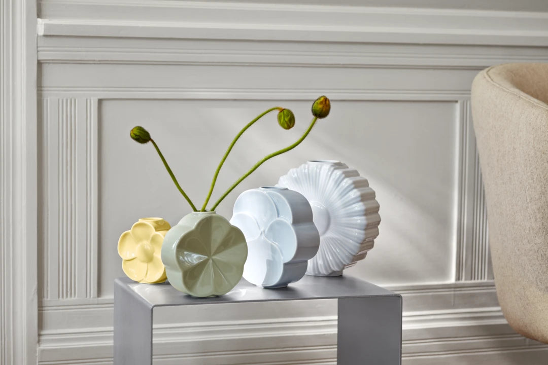 Flower Pansy Vase H17 cm Blue