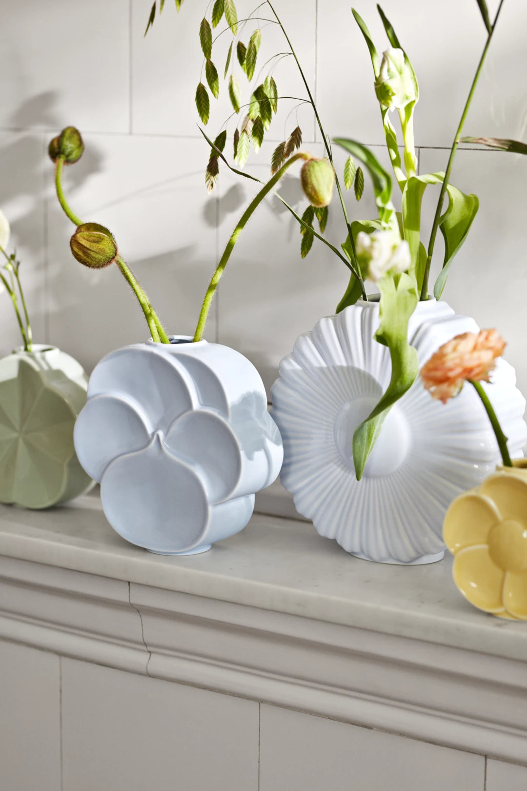 Flower Pansy Vase H17 cm Blue