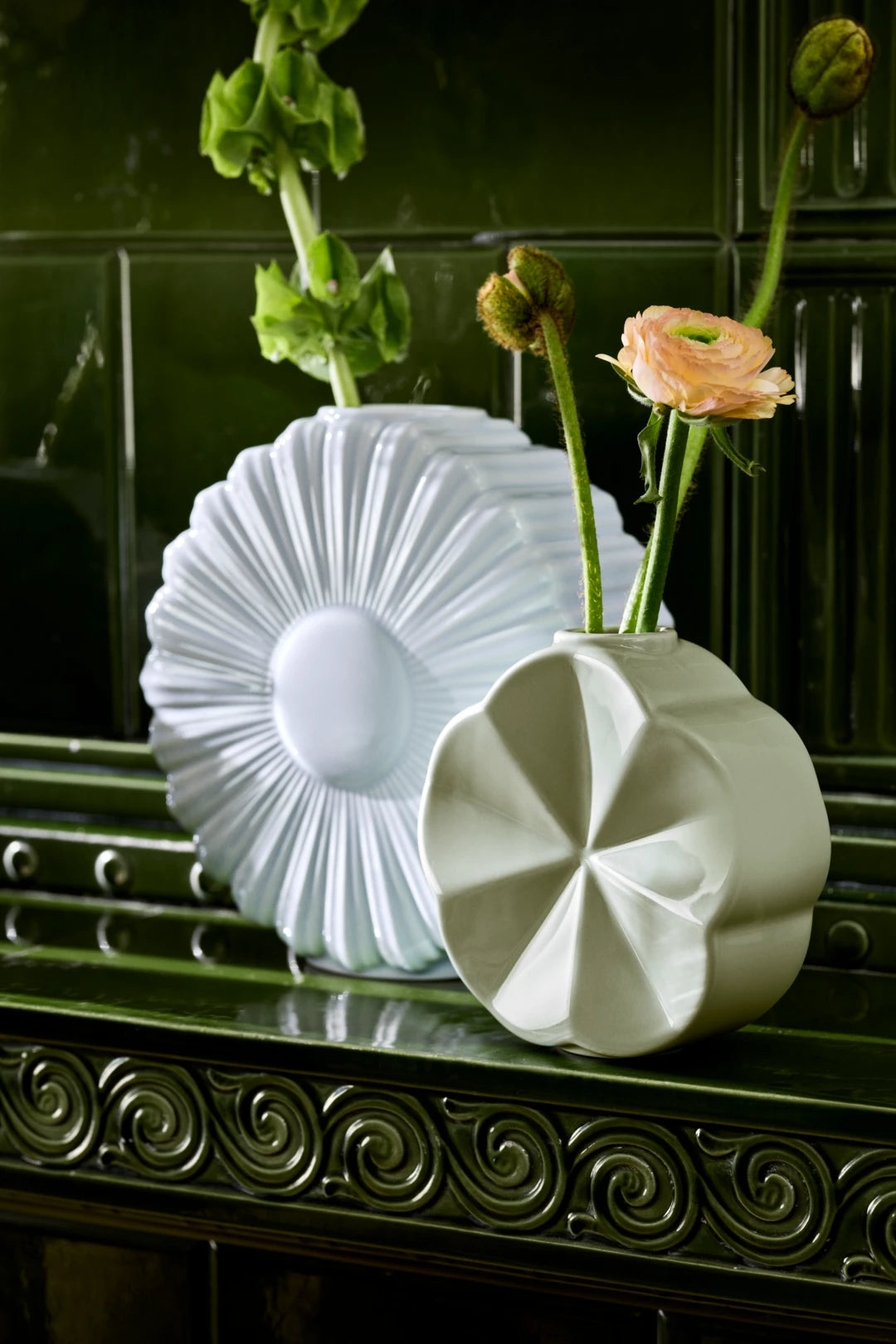 Flower Vase Daisy H21 cm white porcelain