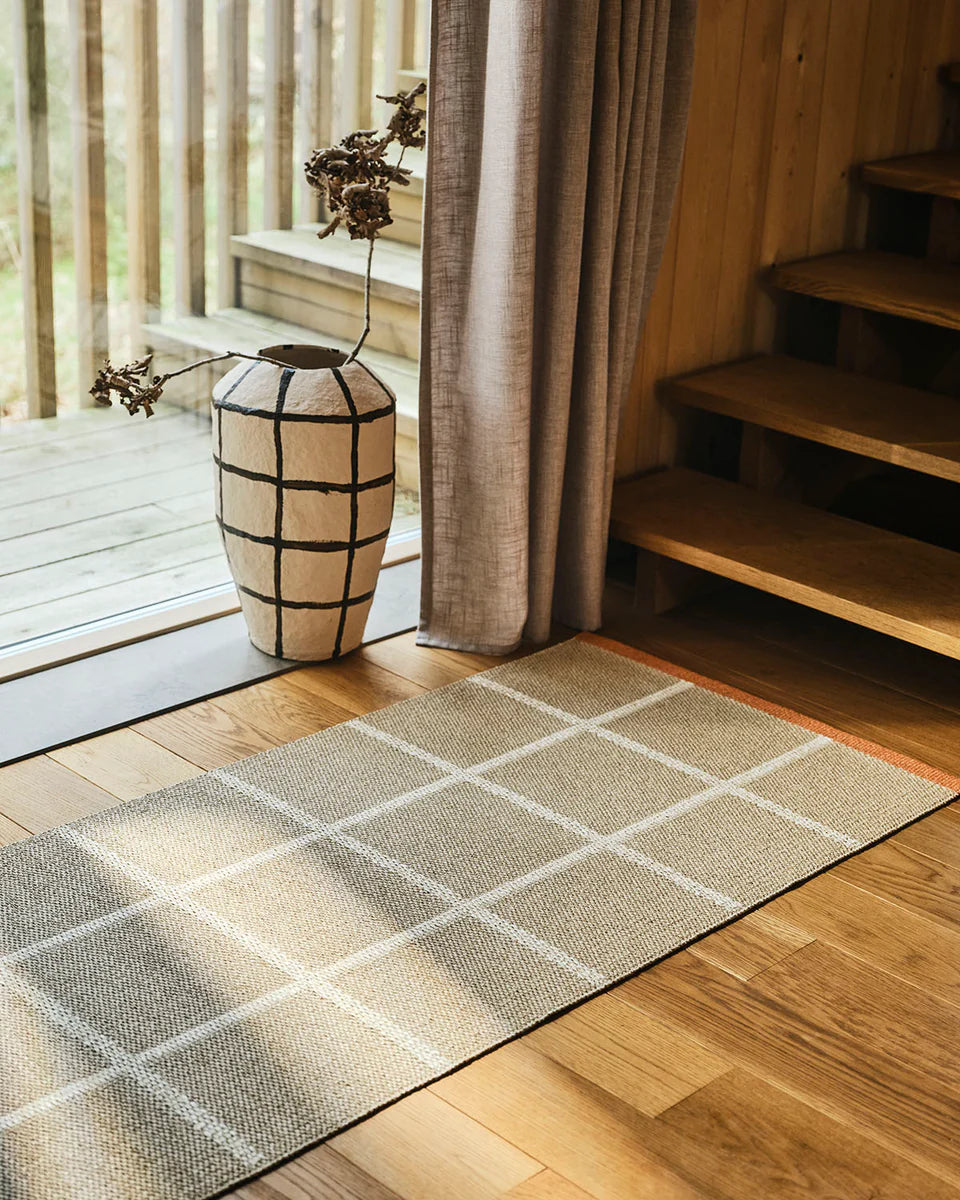 70x150cm / 2.25x5ft CRISS RUG- Beige/Vanilla/Pale Orange