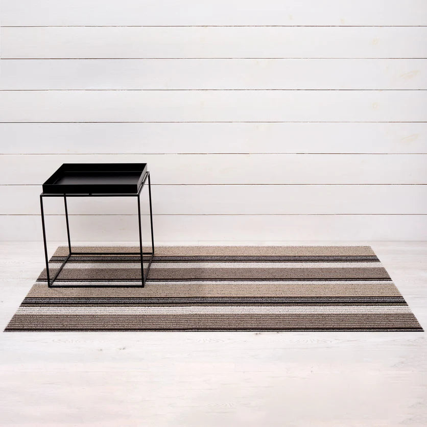 Shag Big Mat Pleat Stripe -OYSTER 36"x60"