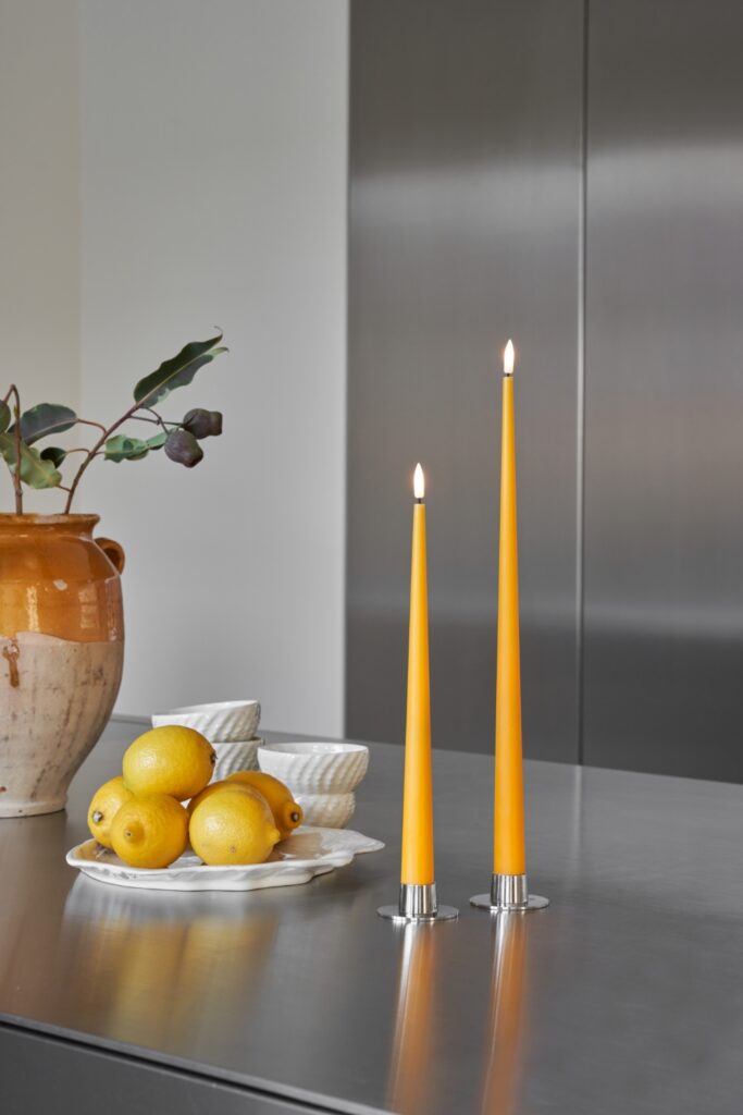 LED taper candles 2 pcs. 40cm 10-Silky