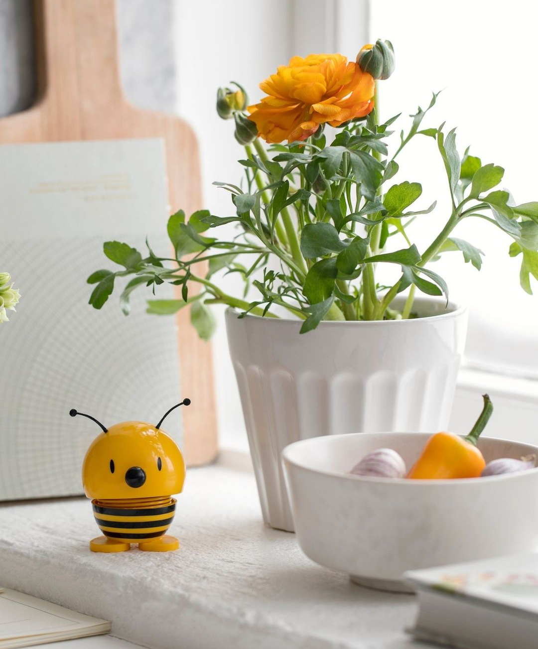 Hoptimist Small ANIMAL Bee Yellow