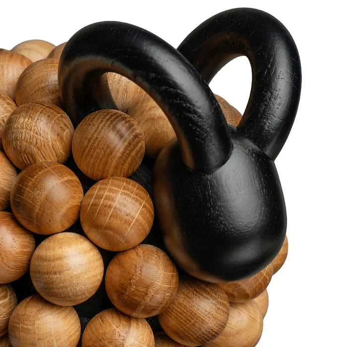 Pikkupässi sculpture, oak