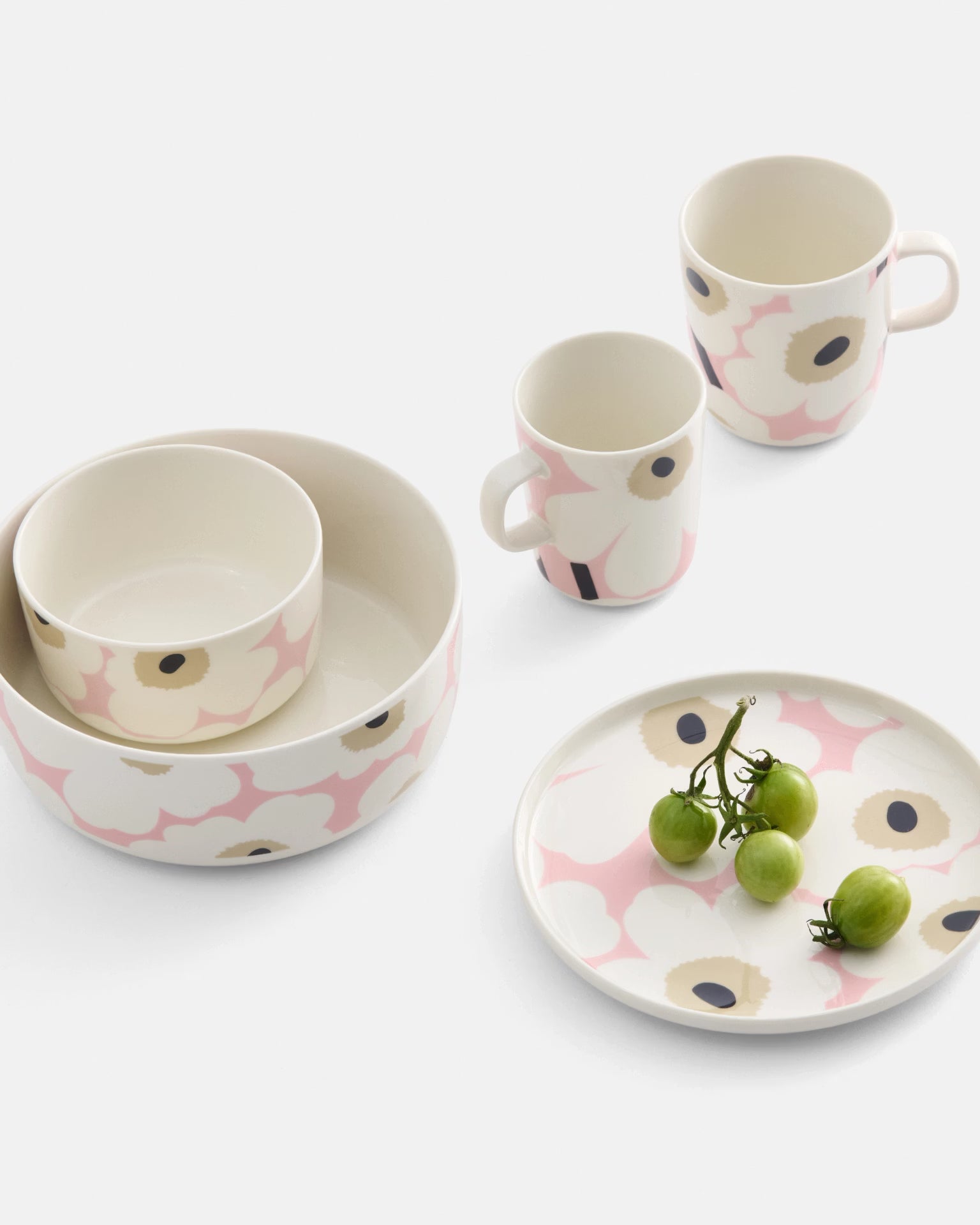 Oiva / Unikko Bowl 5 dl off white,pink,sand,charcoal