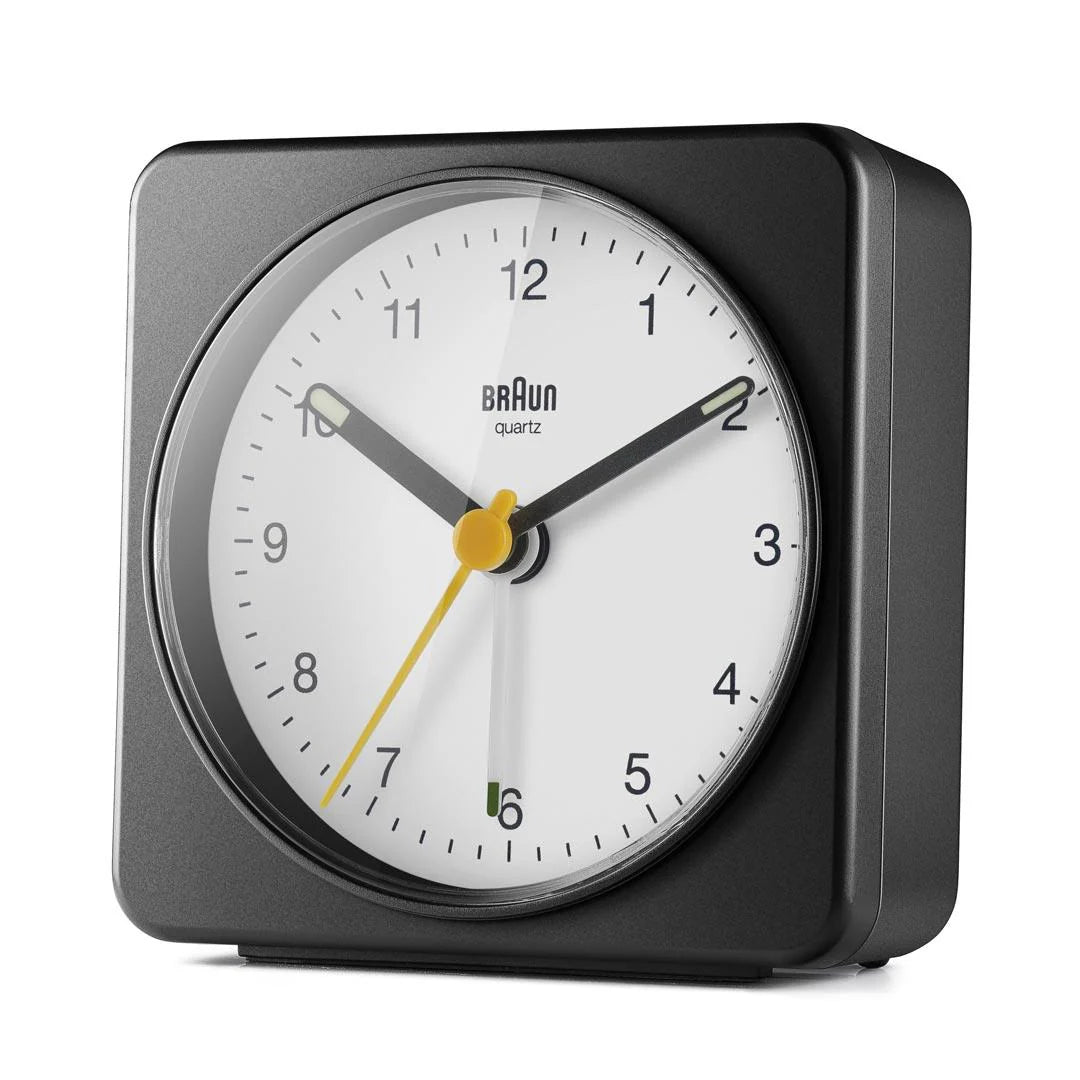 BC03BW Braun clock