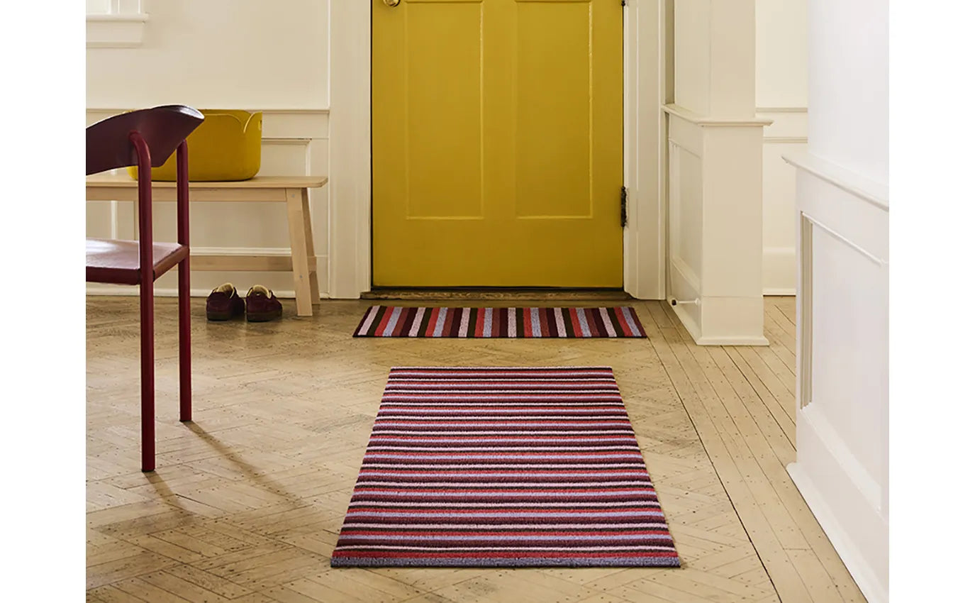 Shag Utility Mat Even Stripe -Berry 24"x36"