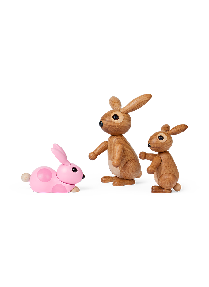 Break, pink rabbit / bunny