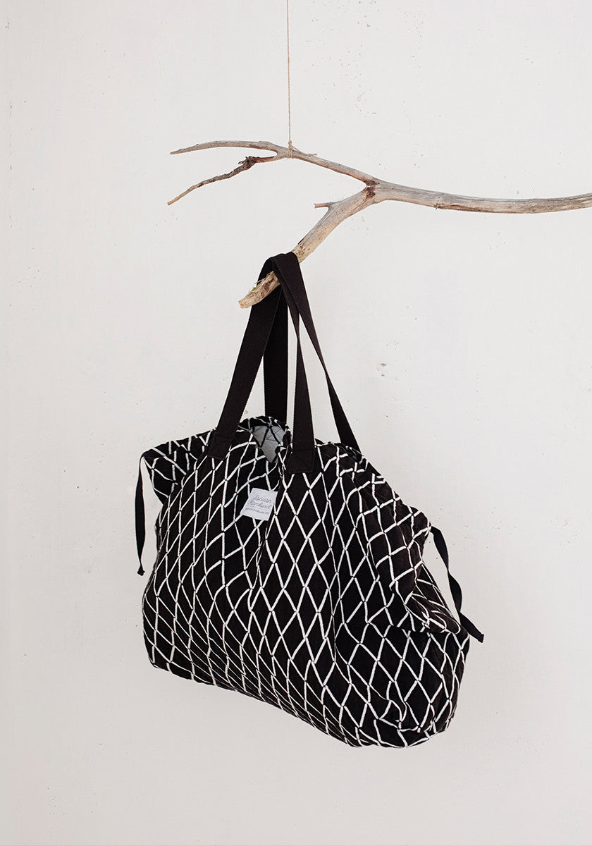 PUIKKO bag 40x60cm9/white-black