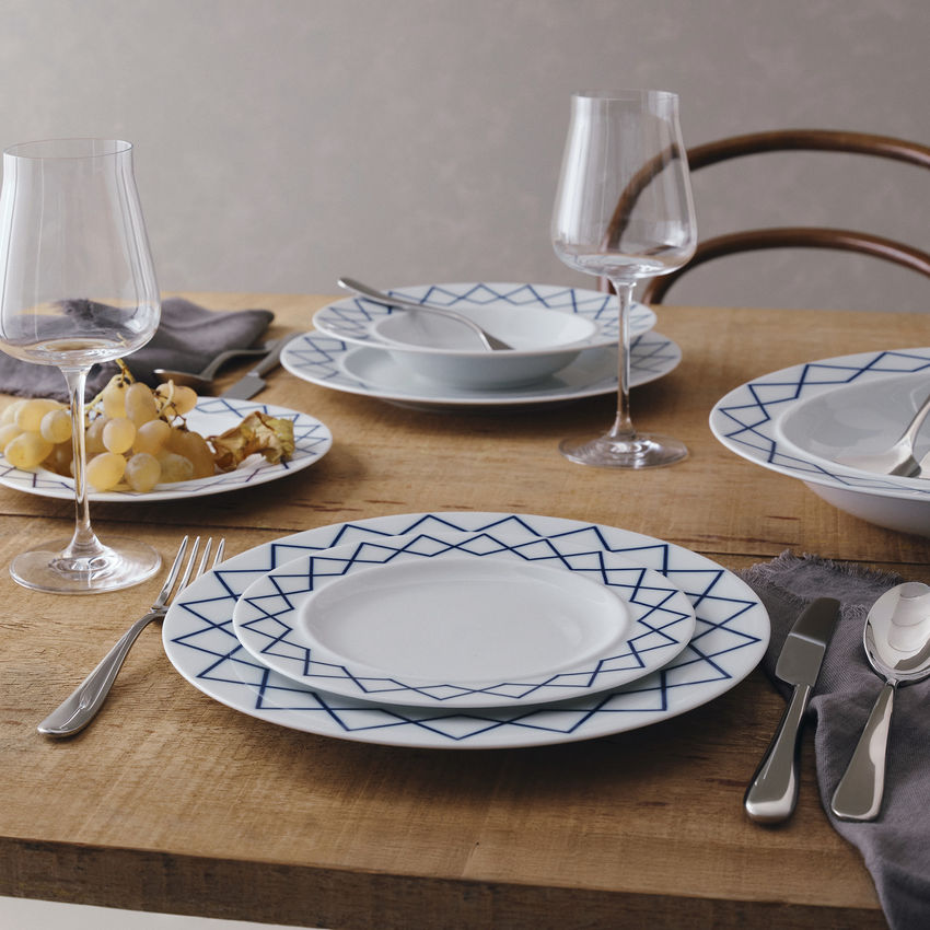 ES22/79  Saucer for tea and coffee cup La Bella Tavola and My Beautiful China