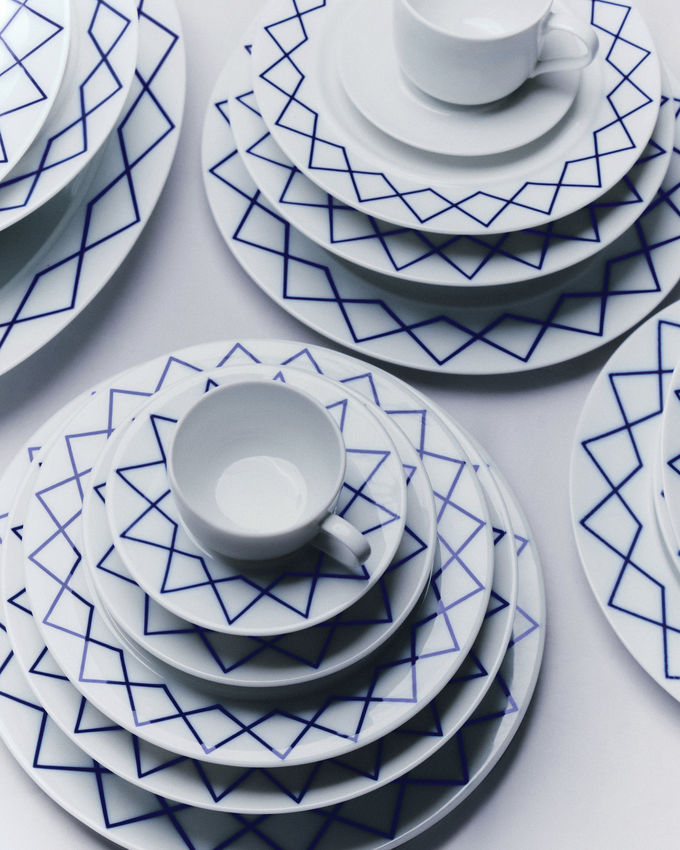 ES21/87  Coffee cup La Bella Tavola and My Beautiful China