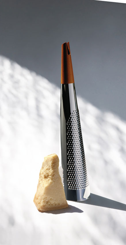 RS08 Todo Giant cheese and nutmeg grater