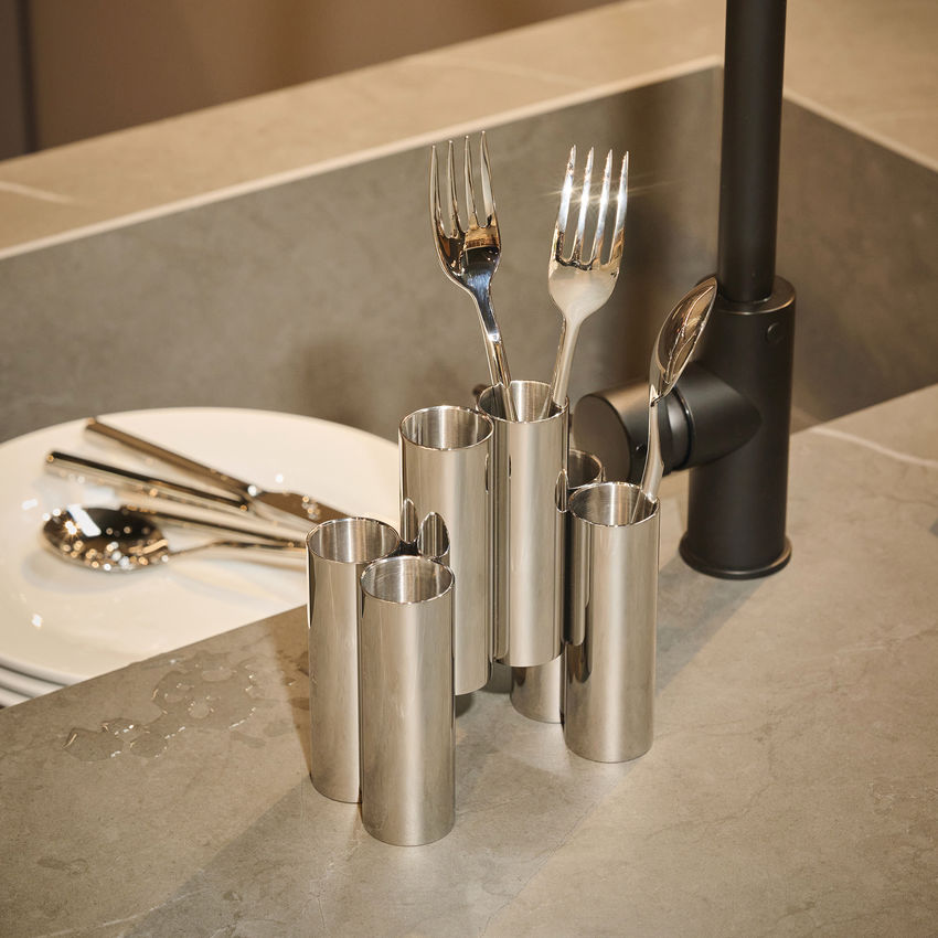 PU11 Canale Cutlery holder in 18/10 stainless steel.