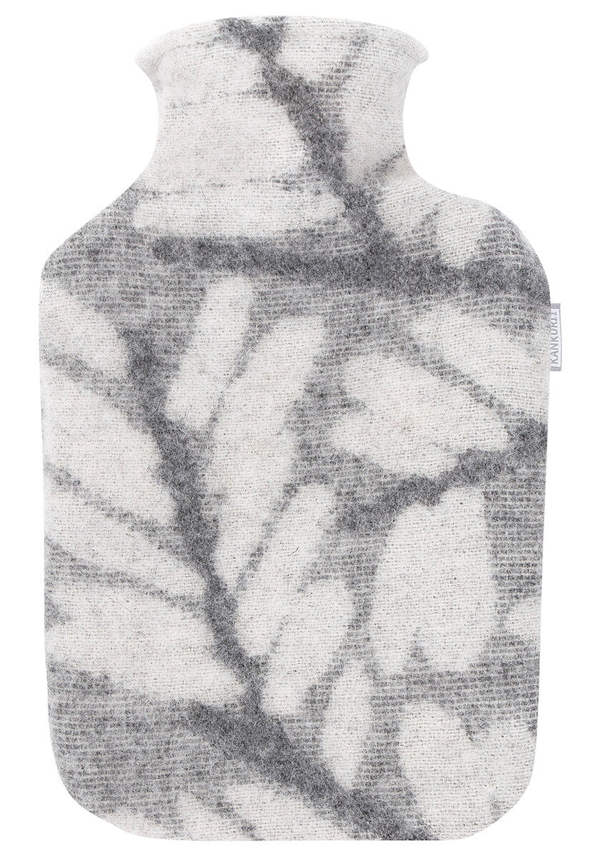 VERSO Hot water bottle with wool cover.
