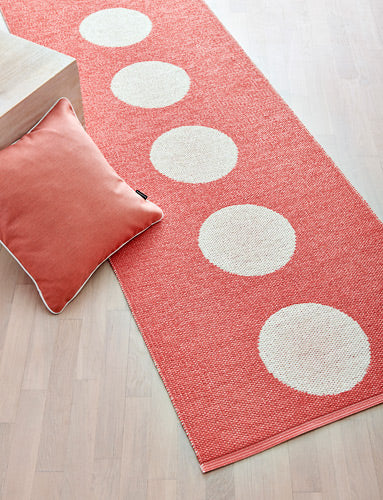 70x225cm / 2.25x7.5ft VERA RUG -FLAMINGO/VANILLA