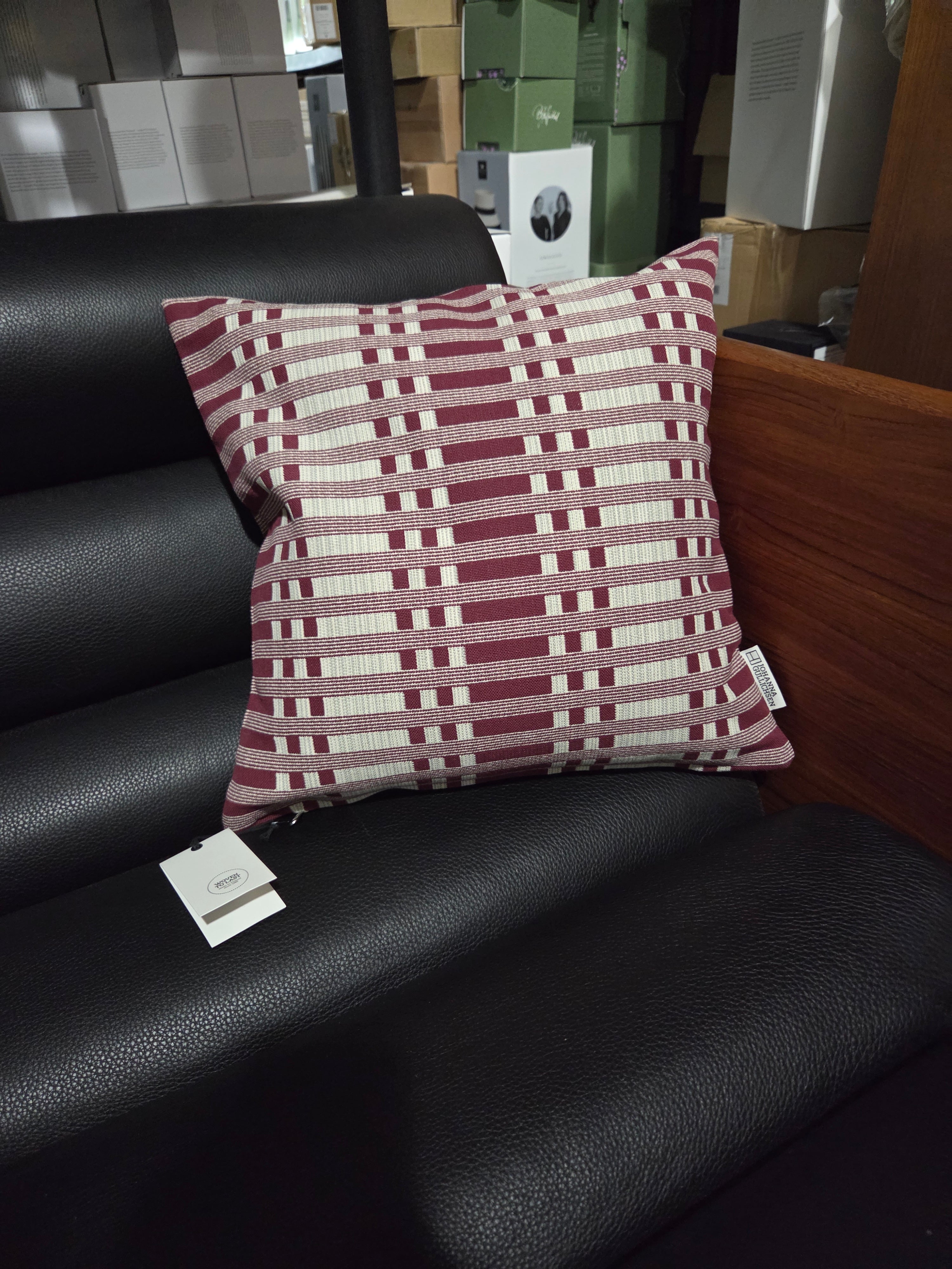 Cushion pillow 40x40 cm (cover only) -Tithonus, Bordeaux