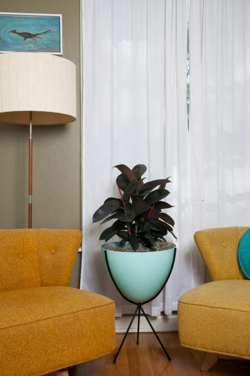 Fiberglass bullet planter (3 heights x multiple colours)