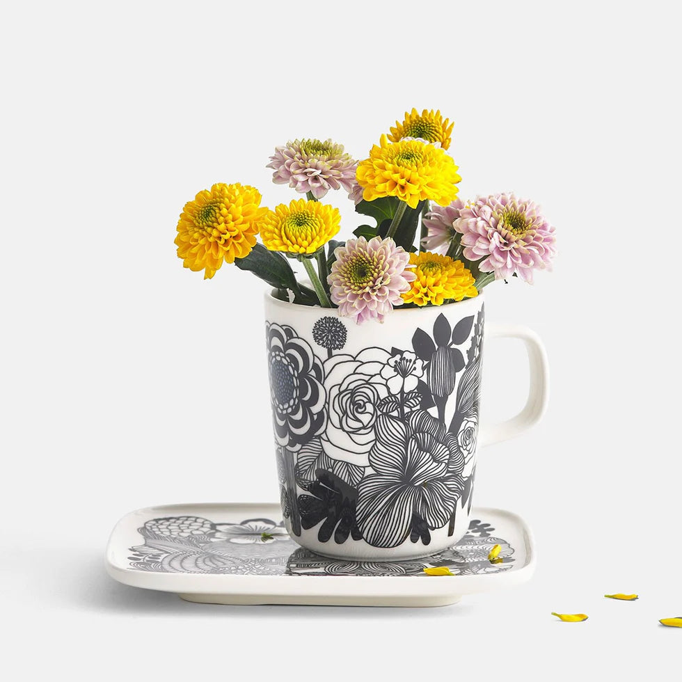Oiva / Siirtolapuutarha mug 2,5 dl black blue