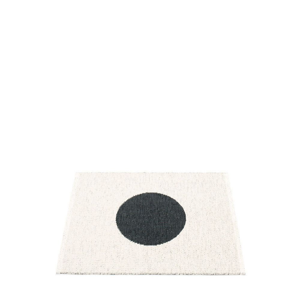 All sizes VERA RUG - BLACK/VANILLA Special order