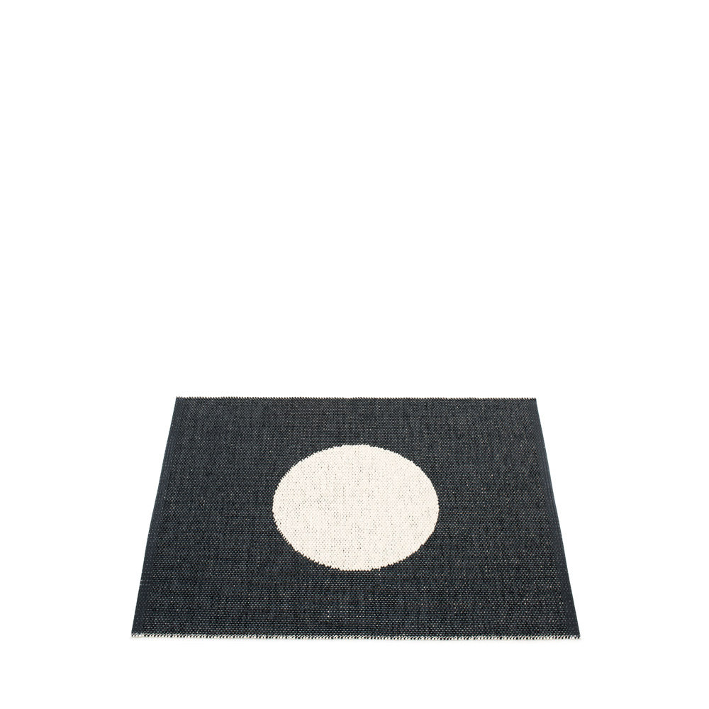 All sizes VERA RUG - BLACK/VANILLA Special order