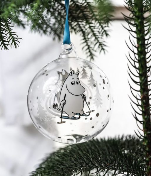 Moomin Christmas ball 9cm - Ski Trip