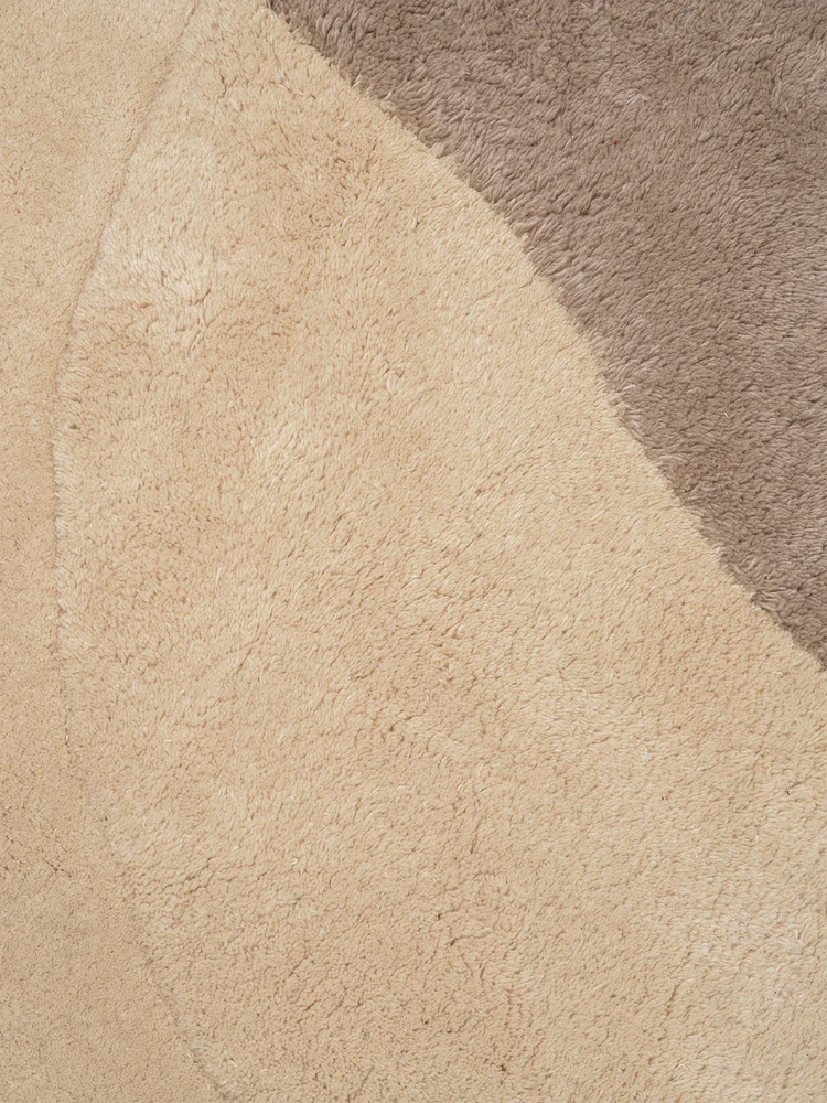 View Tufted Rug- Beige