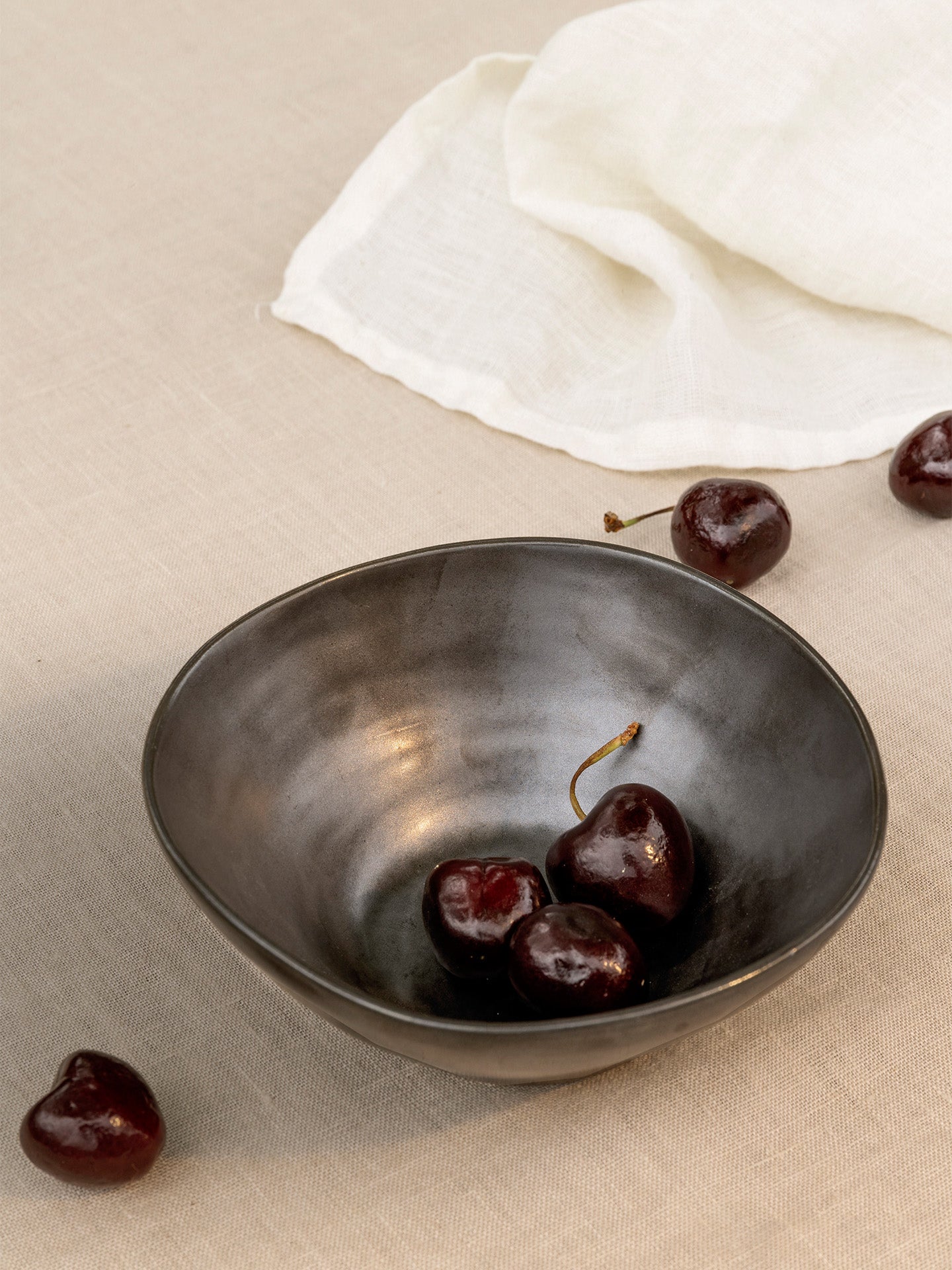 Flow Bowl - Medium - Black