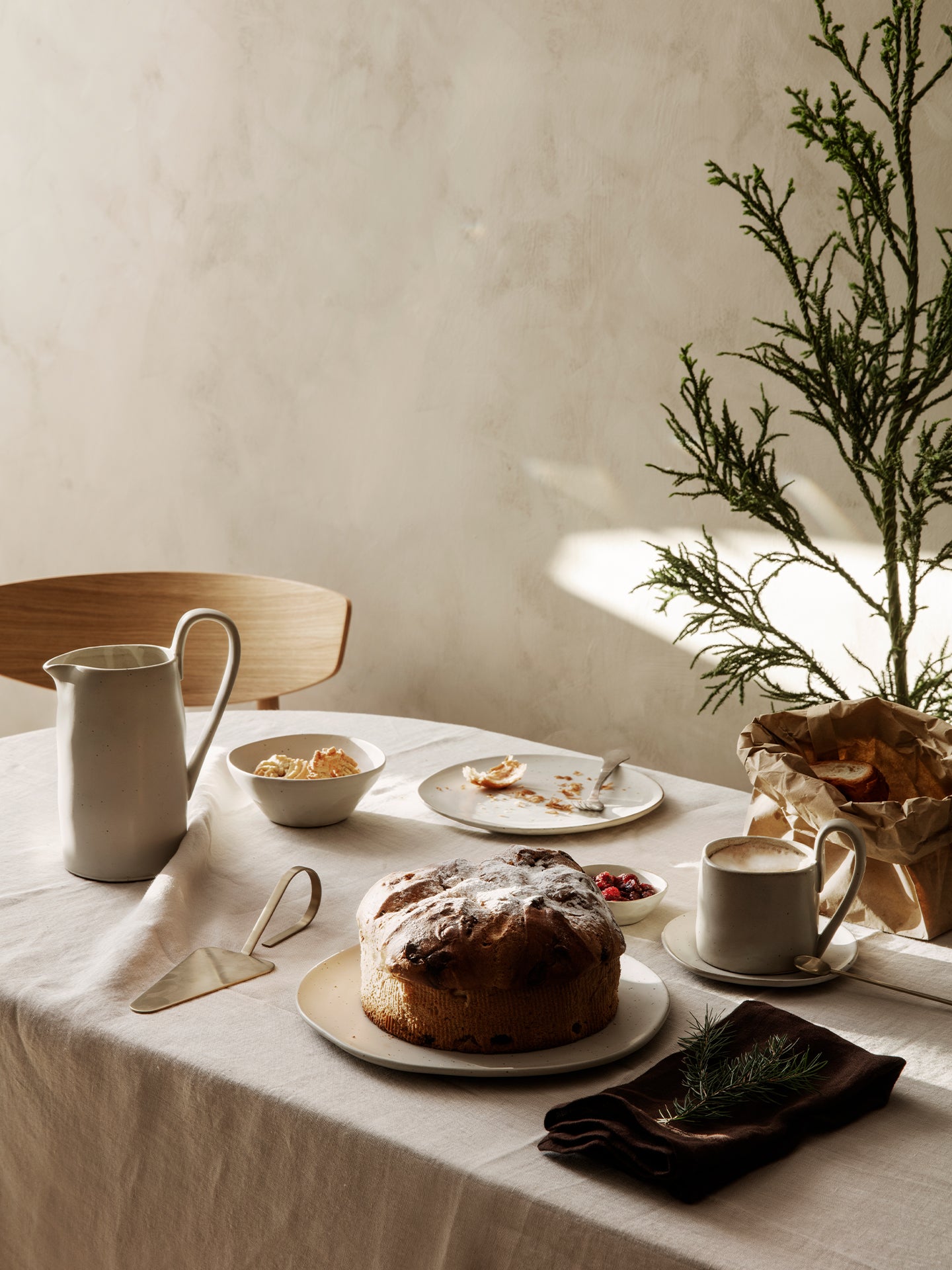 Flow Plate - Medium - Off-white speckle