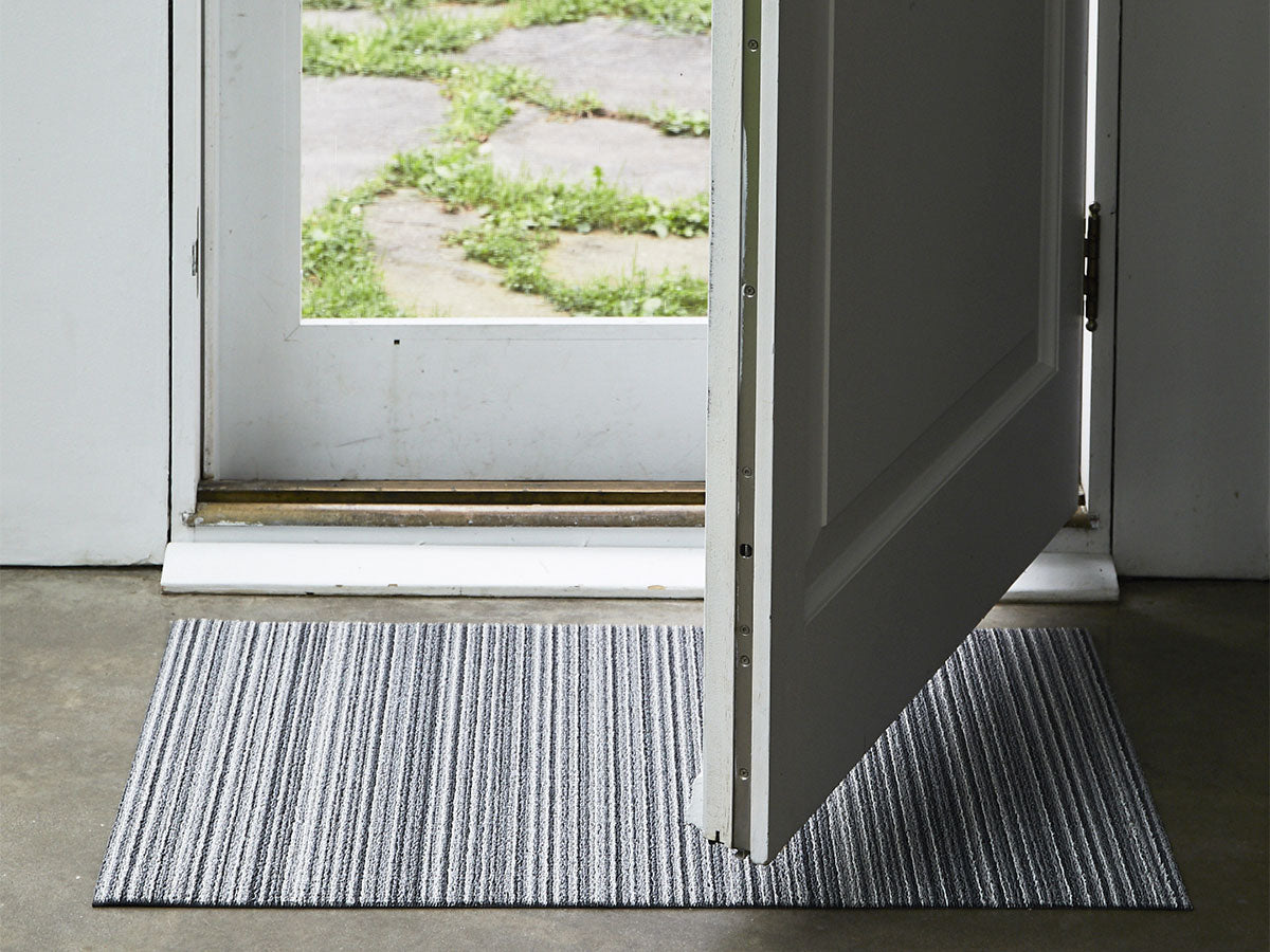Shag Runner Mat Skinny Stripe -Shadow 24"x72"