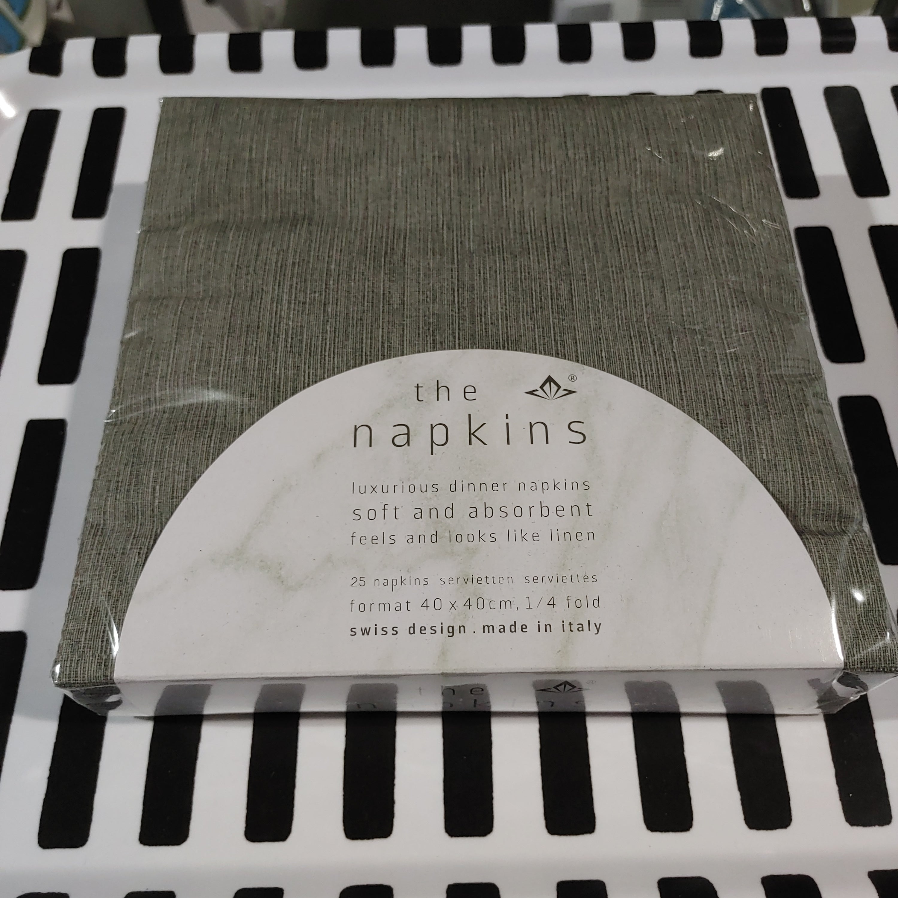 DELUXE Dinner Napkin - DARK GREY (25pcs/Pack)