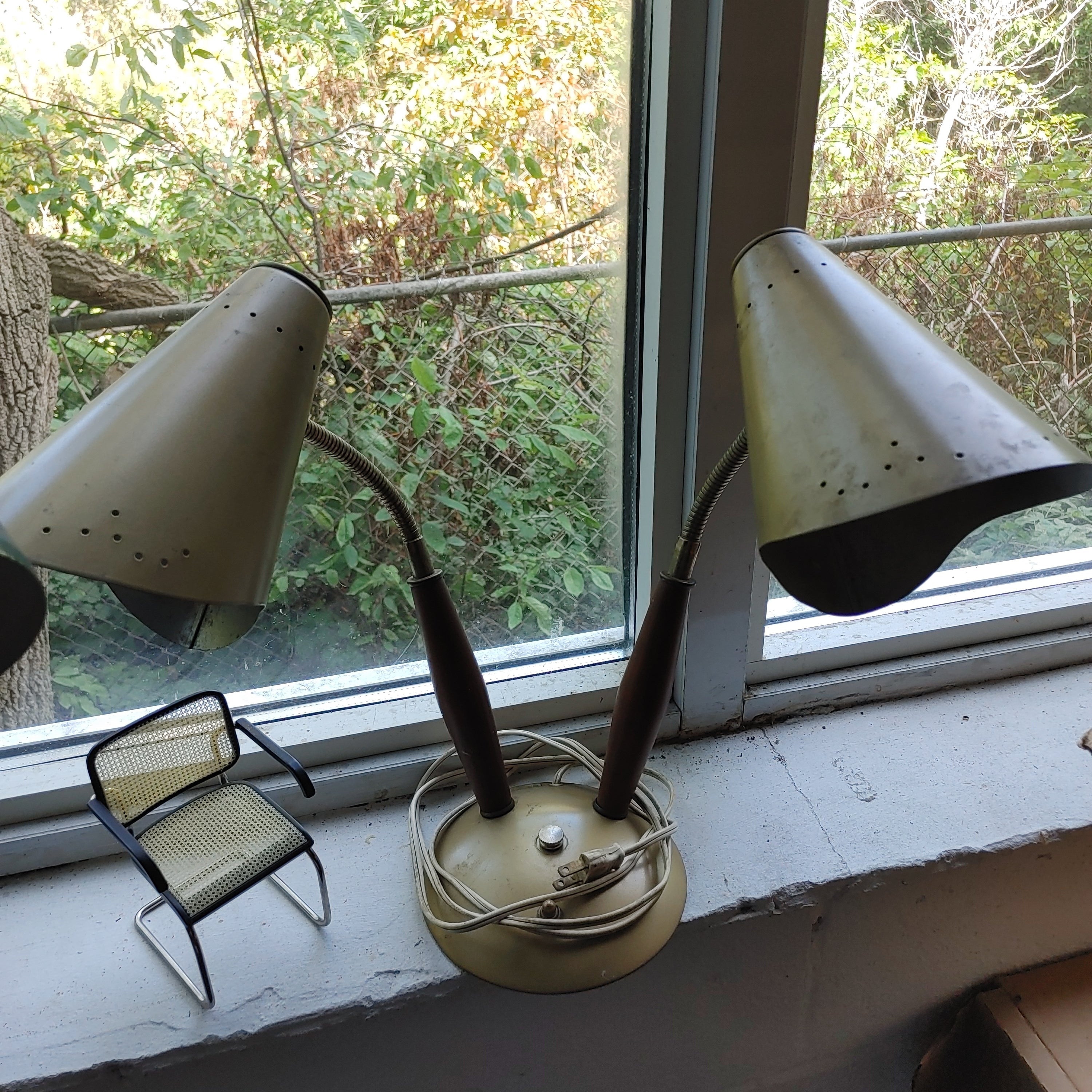 Rental only vintage table lamp two head