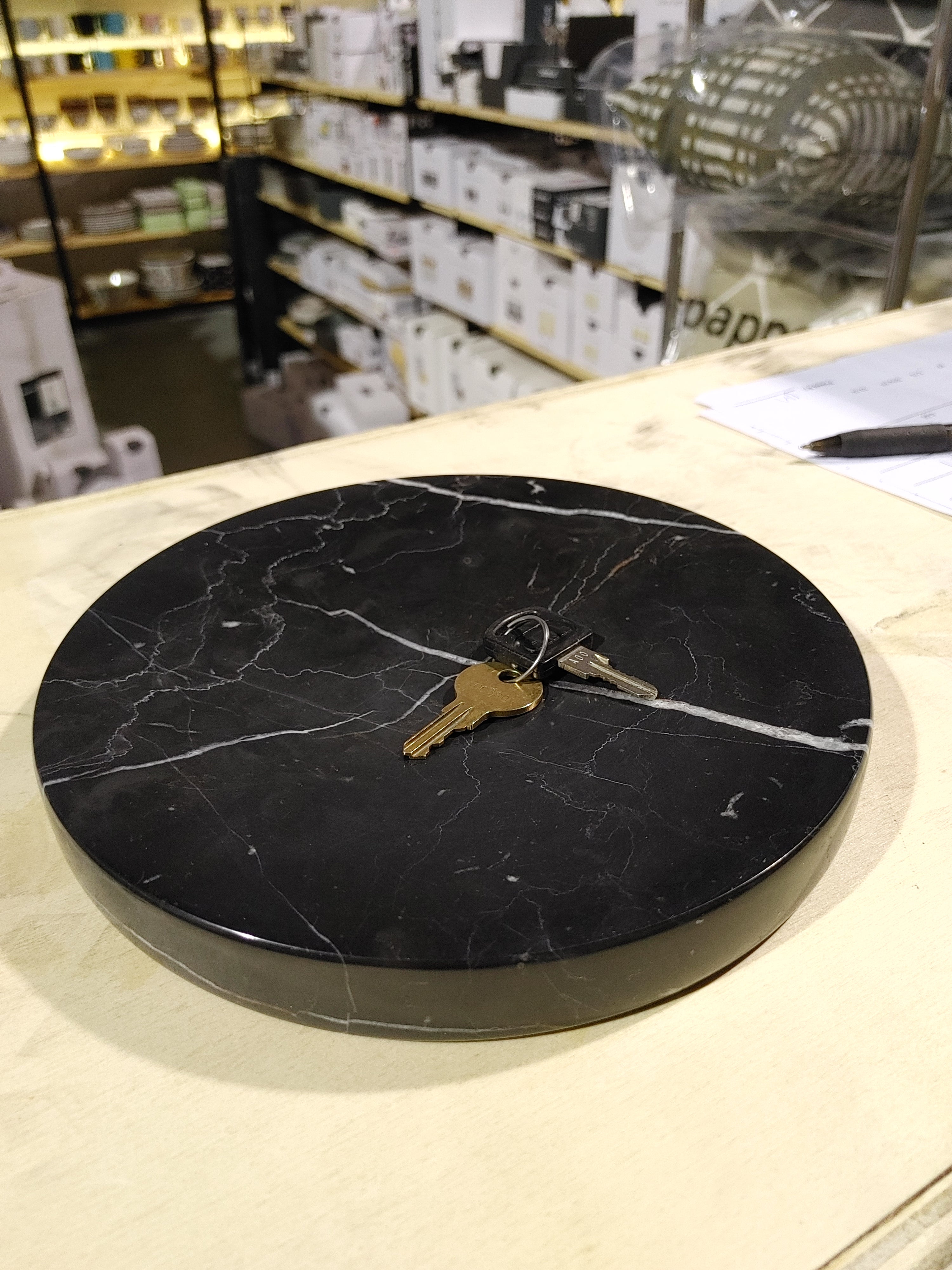 PESA  Marble Tray, Ø 19 cm Black