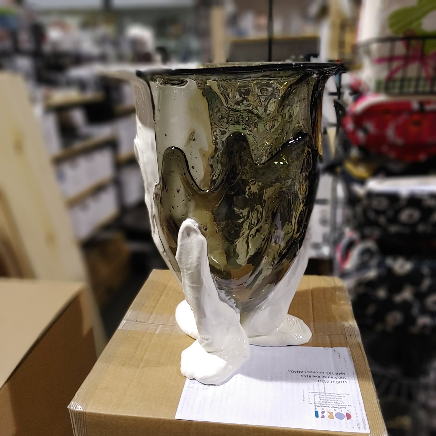 Gaetano Pesce fish vase Large VASO AMAZONIA L clear fumè,clear,matt white/matt white