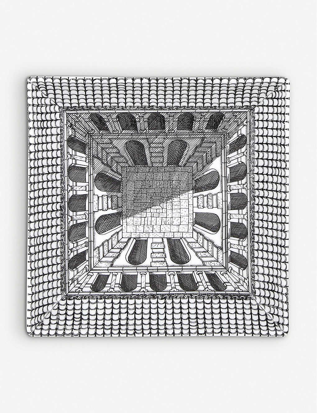 Square plate 20x20 Architettura black/white