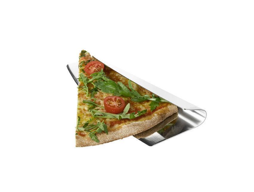 Pizza slice and serve*