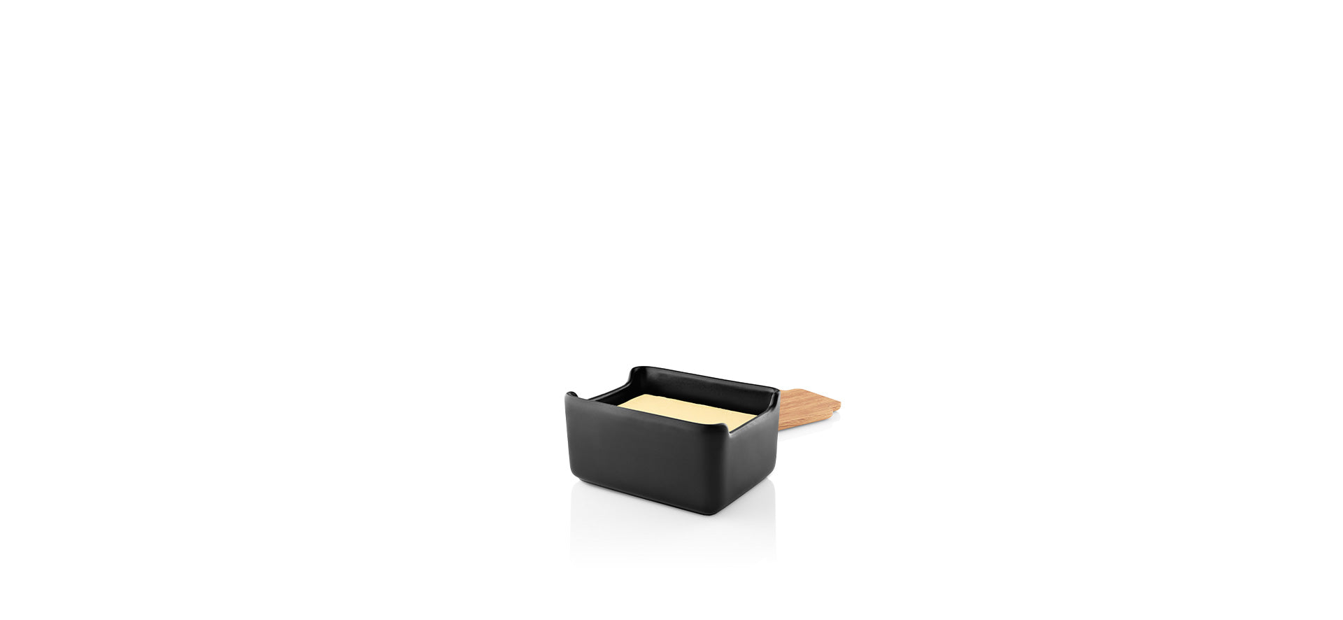 Nordic kitchen Butter dish with oak lid