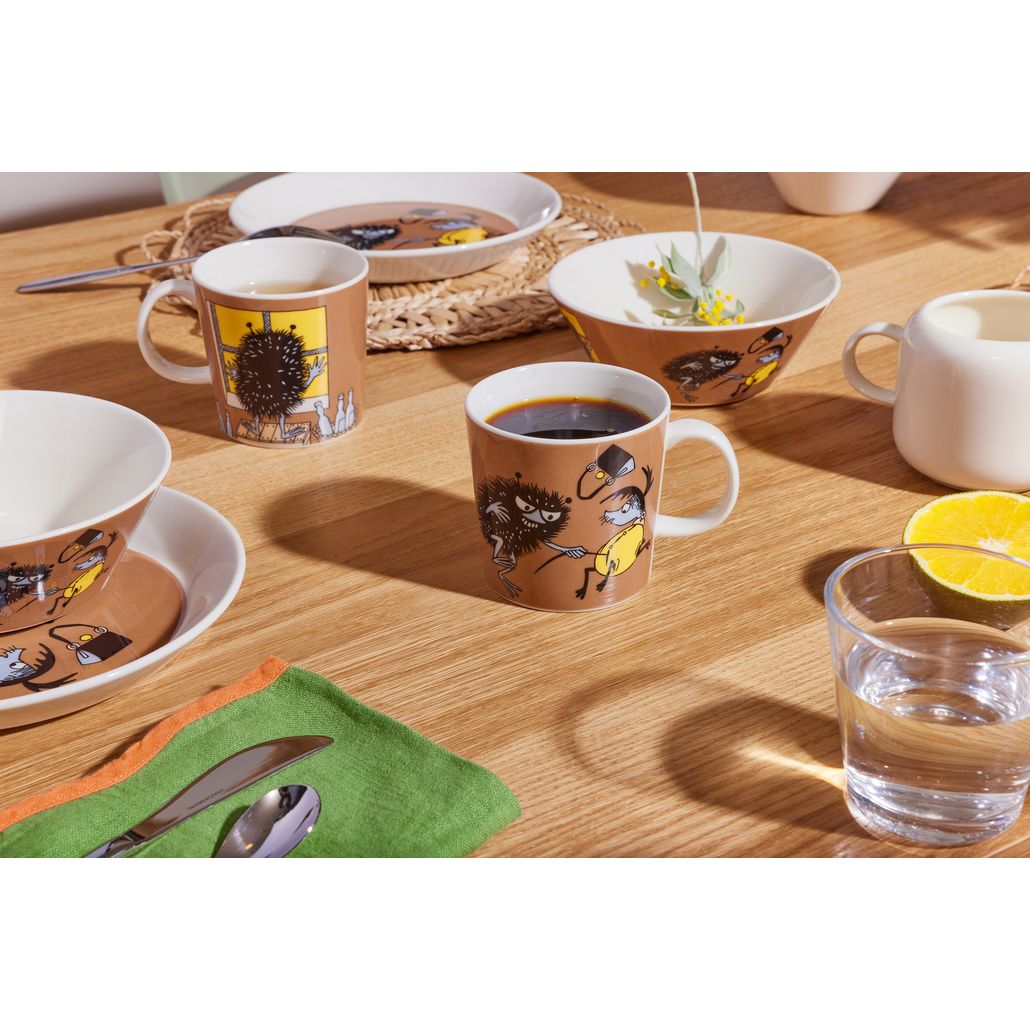 Moomin Arabia / iittala mug 300ml  / 10oz 2022 Stinky in action