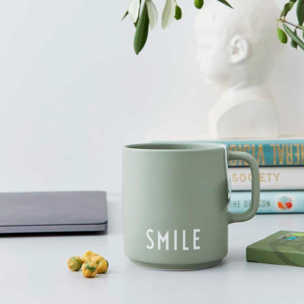 Favourite Cup with Handle mug SMILE  ( Green )