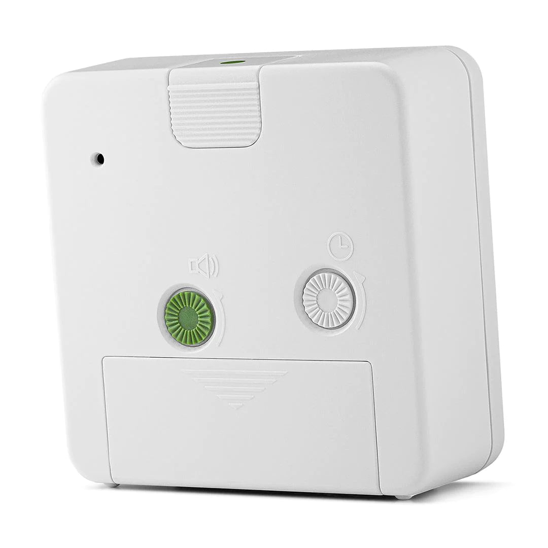 BC03W Braun Classic Analogue Alarm Clock  - White