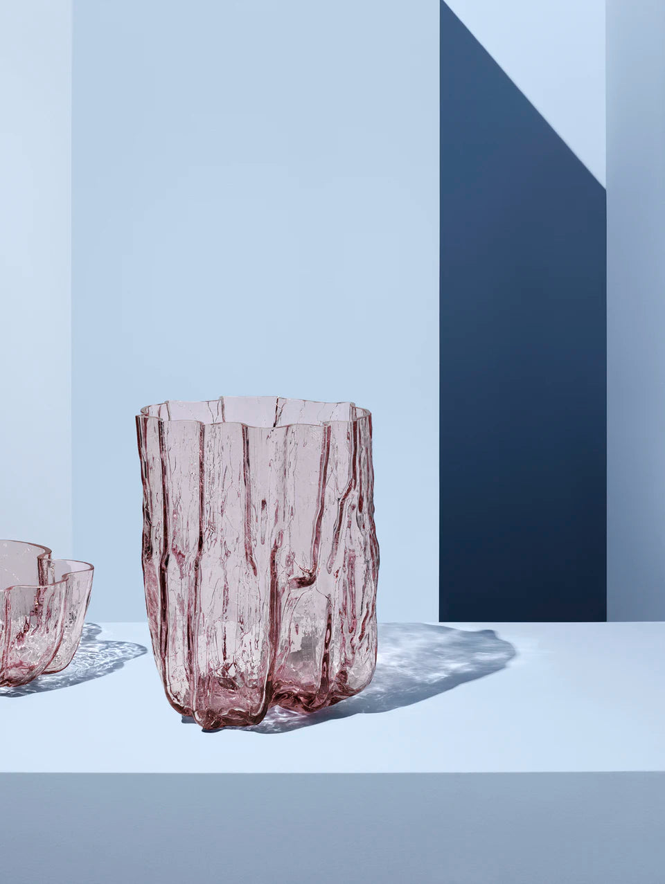 Crackle vase pink Åsa Jungnelius