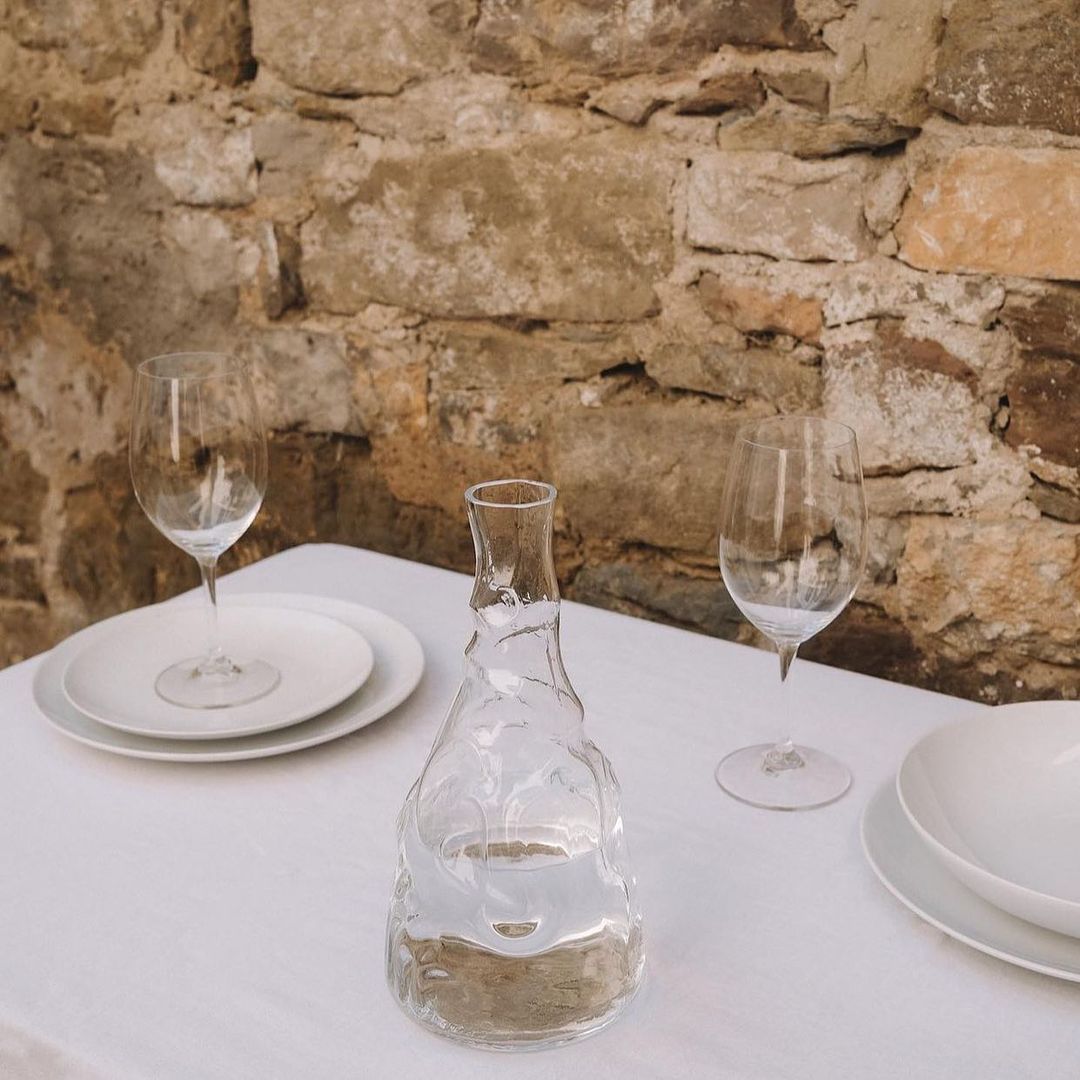 bottle casa de familia by Josep Maria Jujol