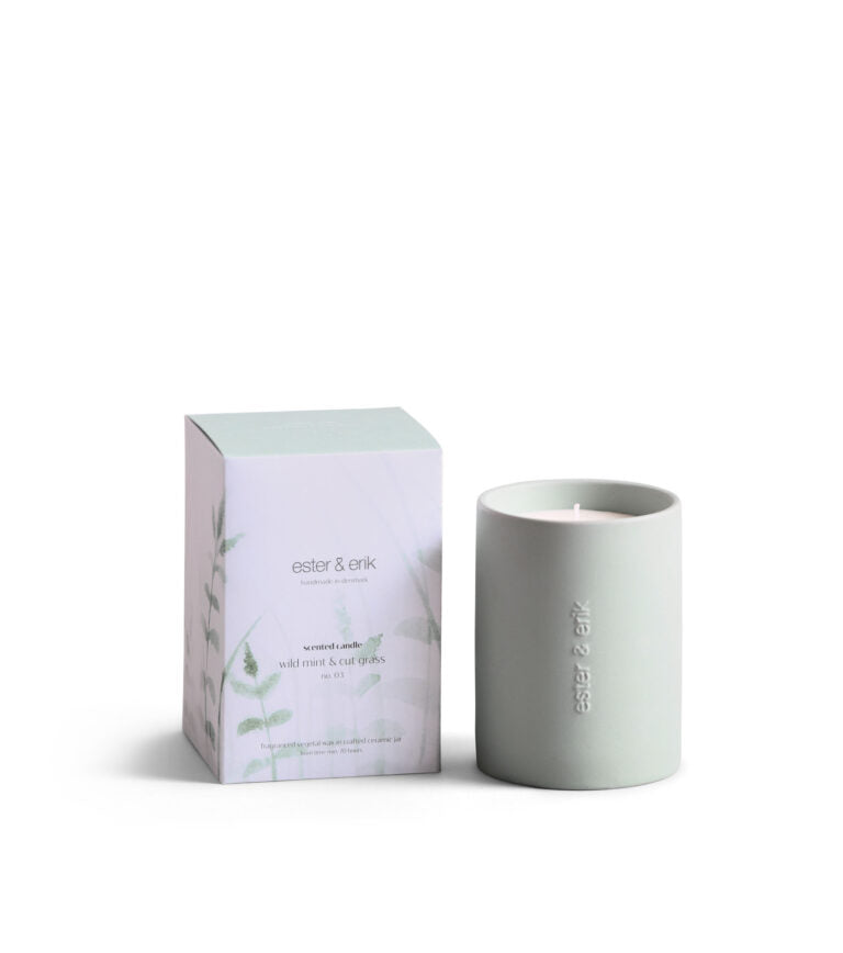 No. 03 wild mint & cut grass Scented candle