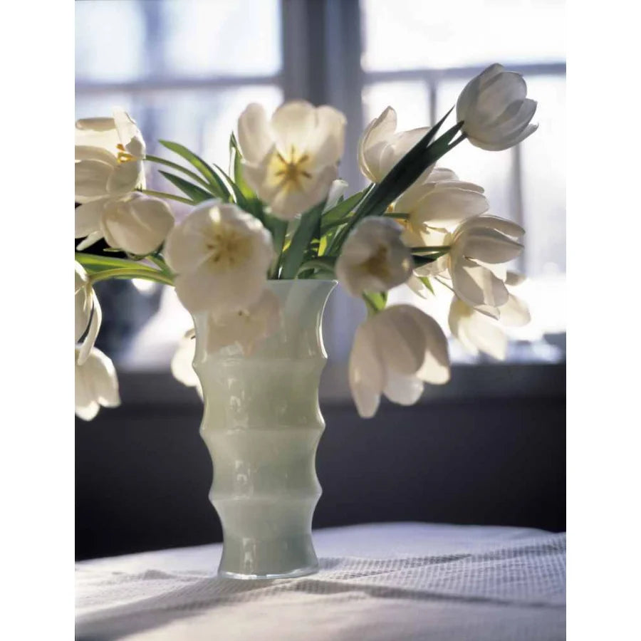 Karen Blixen White vase 31cm Studio