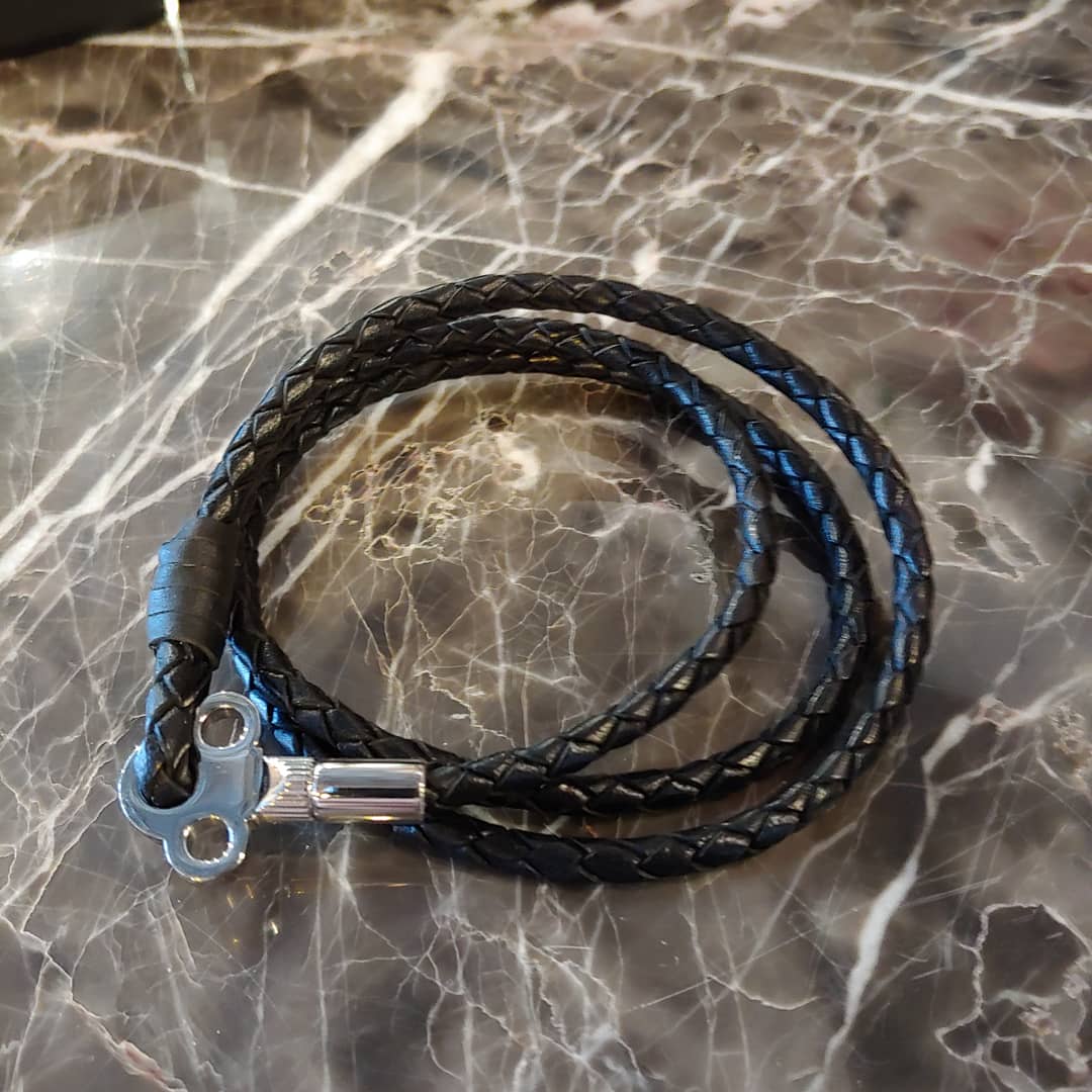 SKULTUNA cuffs ICON cuff - titanium black
