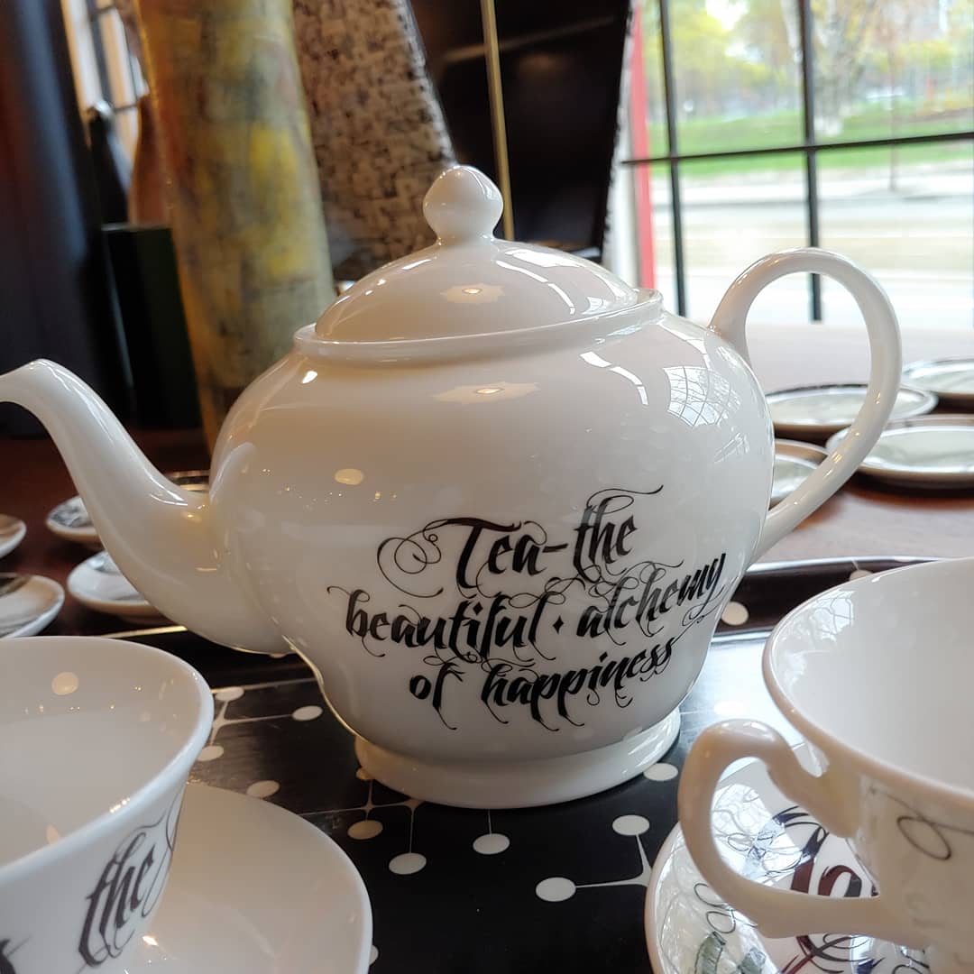 New English Bone China BEAUTIFUL ALCHEMY - SET tea pot and tea cups