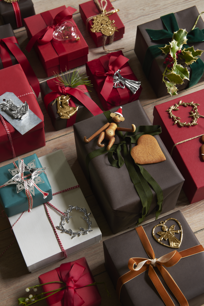 Rosendahl Angel with Child, Silver Plated