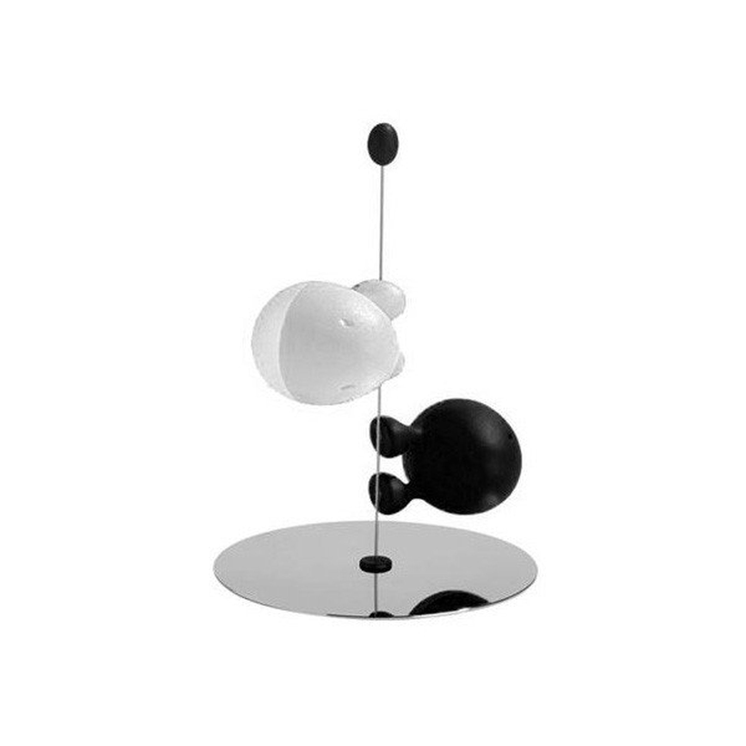 ASG02 BW Lilliput salt and pepper