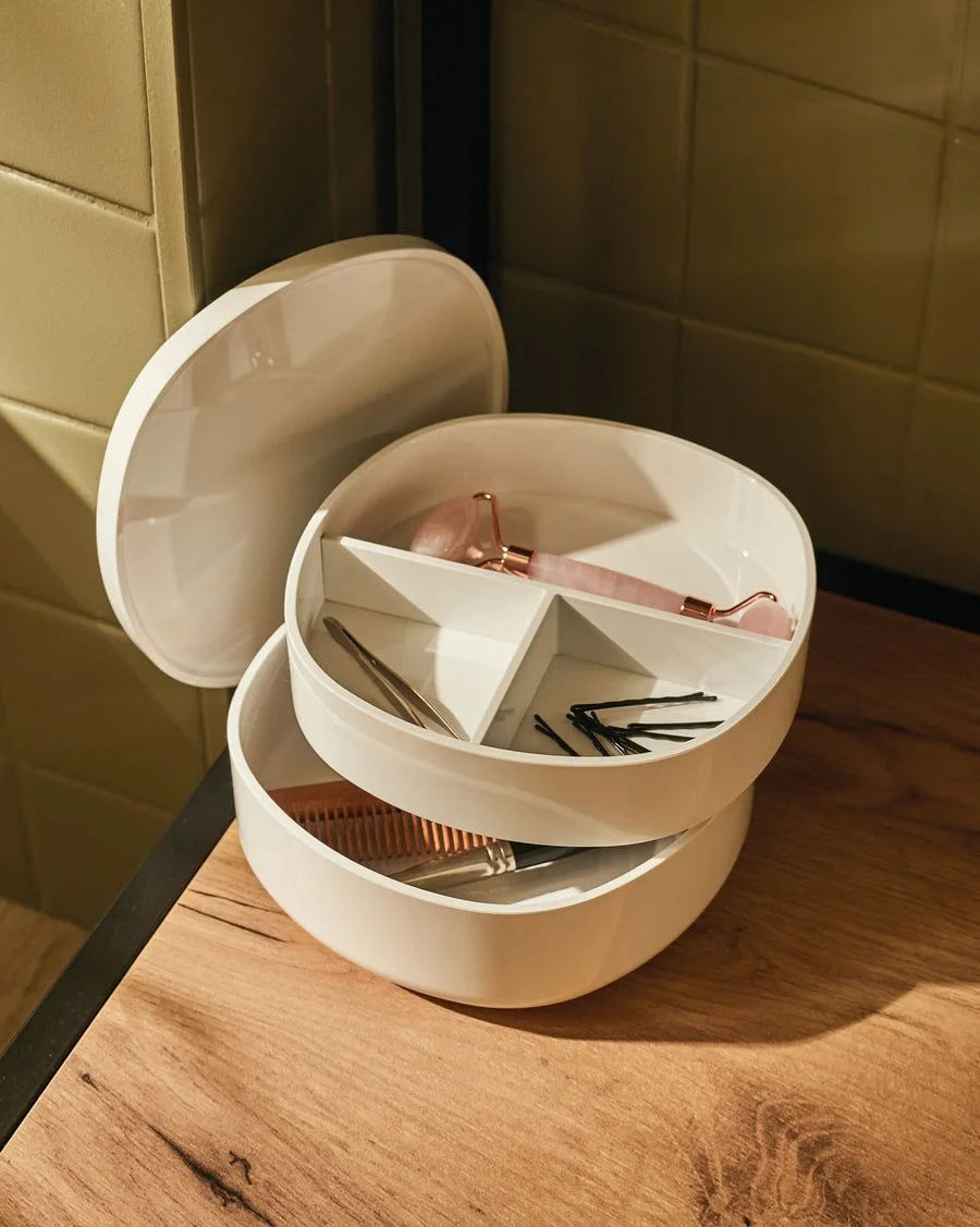 PL17 W Birillo Bathroom organizer in PMMA, white with lid.